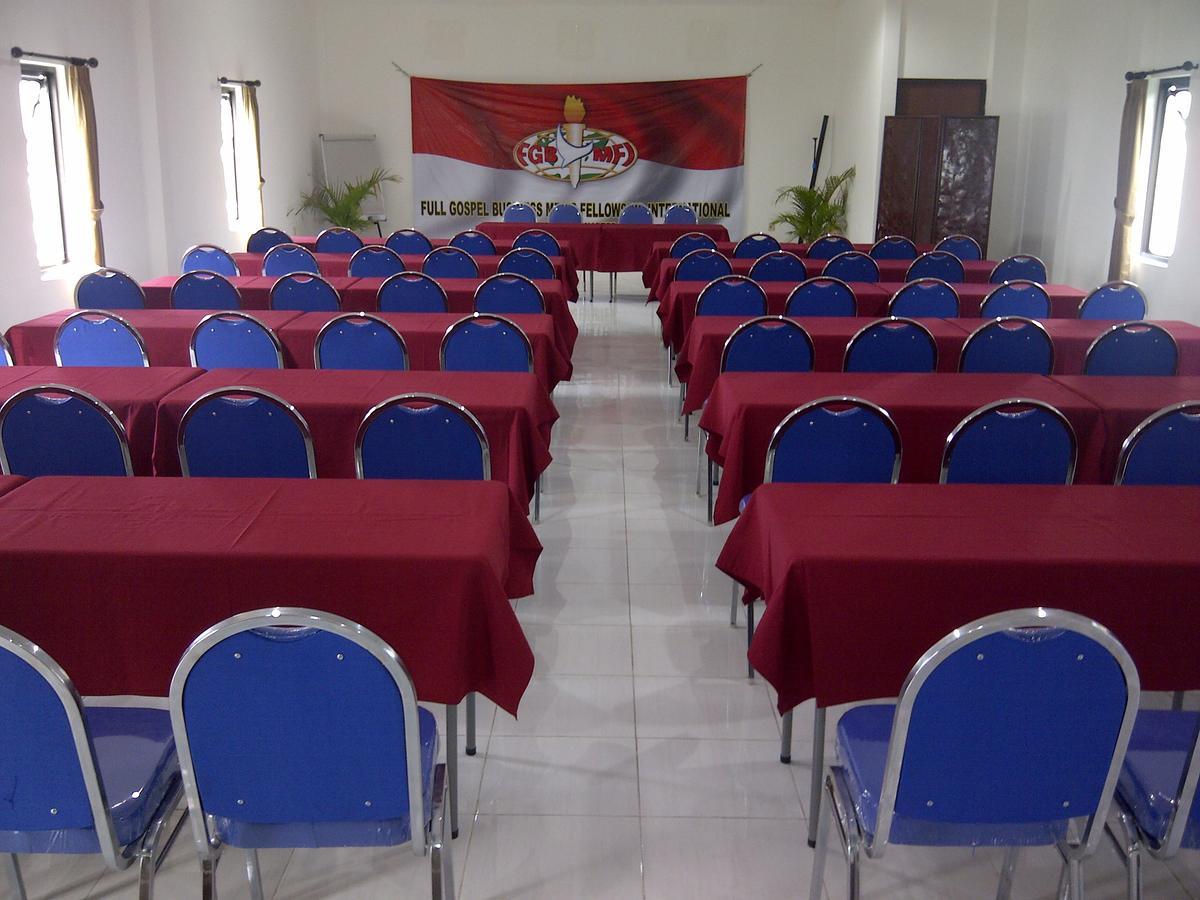 Hotel Transit Pasuruan Eksteriør bilde